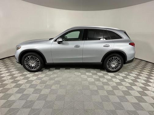 2025 Mercedes-Benz GLC 300 Base