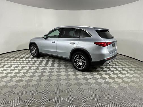 2025 Mercedes-Benz GLC 300 Base