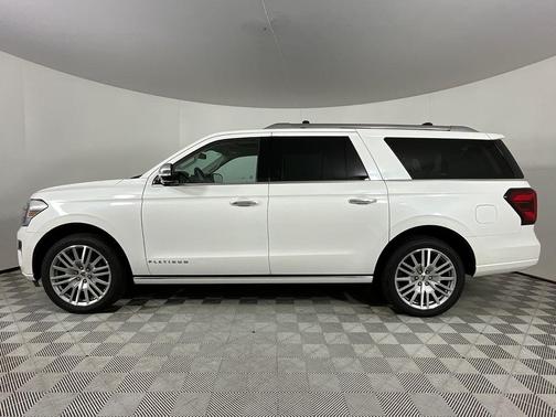 Star White Metallic Tri-Coat 2023 Ford Expedition Max Platinum