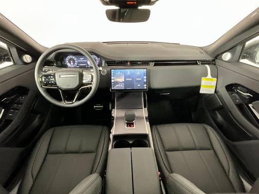 2026 Land Rover Range Rover Evoque Dynamic SE