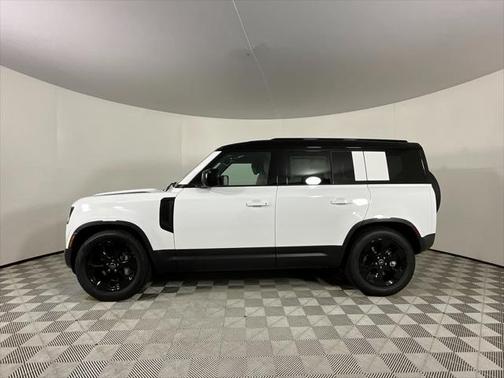 2025 Land Rover Defender 110 P400 S