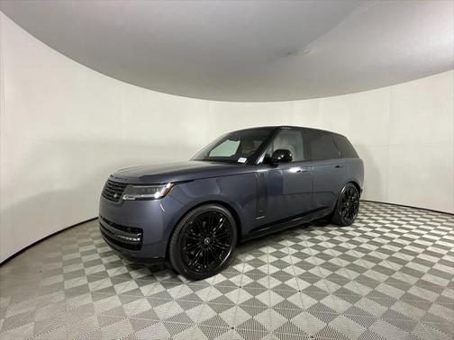 2025 Land Rover Range Rover P400 SE