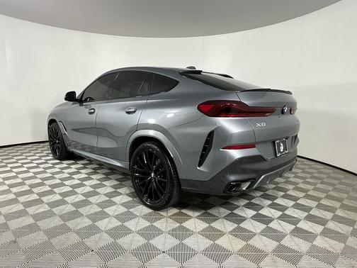 Skyscraper Grey Metallic 2024 BMW X6 xDrive40i