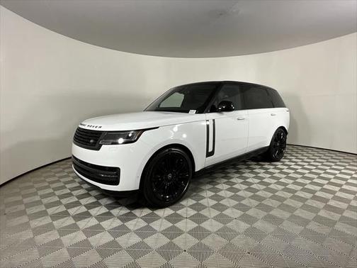 2025 Land Rover Range Rover P400 SE 7 Seat