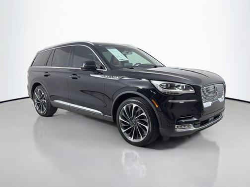 Infinite Black Metallic Clearcoat 2023 Lincoln Aviator Reserve