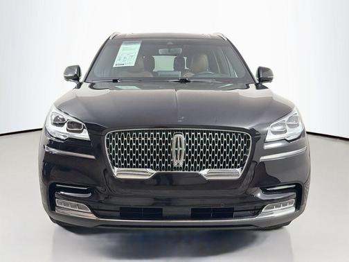 Infinite Black Metallic Clearcoat 2023 Lincoln Aviator Reserve
