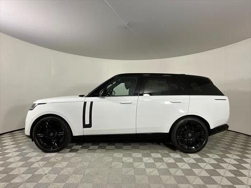 2025 Land Rover Range Rover P530 SE