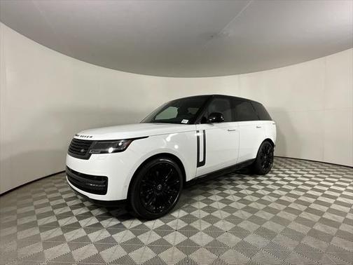 2025 Land Rover Range Rover P530 SE