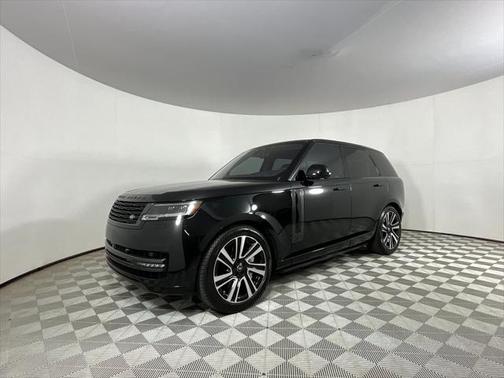 2023 Land Rover Range Rover P530 SE
