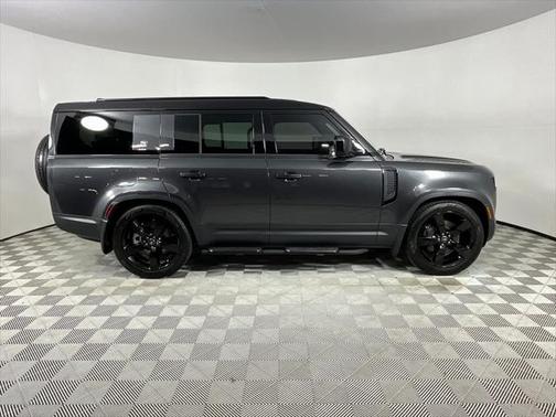 2024 Land Rover Defender 130 P400 S