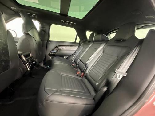 2025 Land Rover Range Rover Sport P635 SV Edition Two