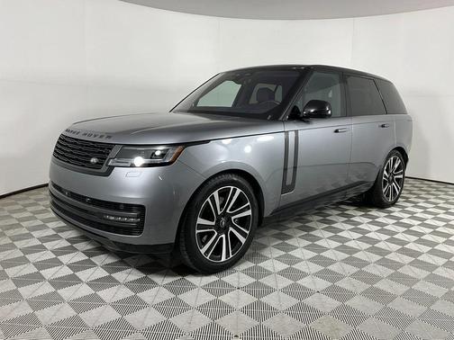 2023 Land Rover Range Rover P530 SE