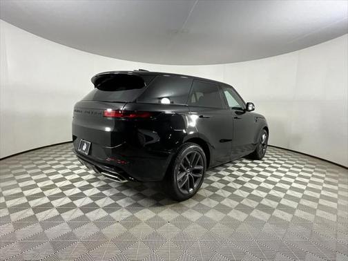 2025 Land Rover Range Rover Sport SE