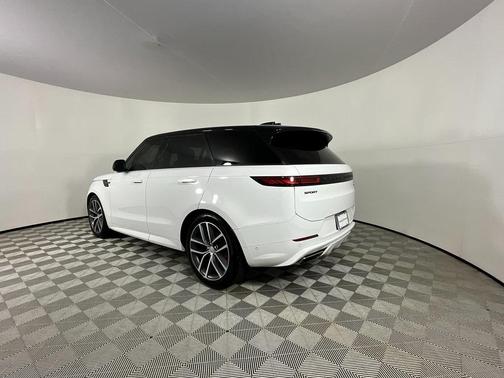 2023 Land Rover Range Rover Sport SE