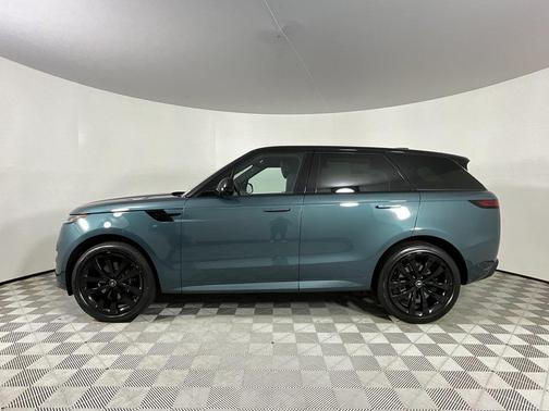 2025 Land Rover Range Rover Sport SE