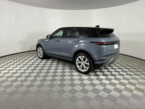 2022 Land Rover Range Rover Evoque SE