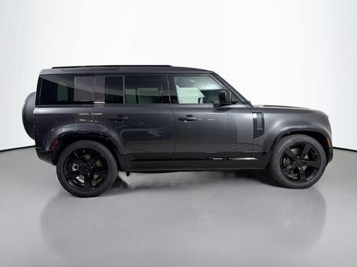 Carpathian Grey Prem Met 2026 Land Rover Defender P400 X-Dynamic SE