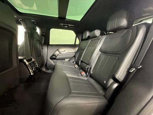 2025 Land Rover Range Rover Sport SE