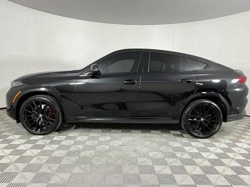 2024 BMW X6 xDrive40i