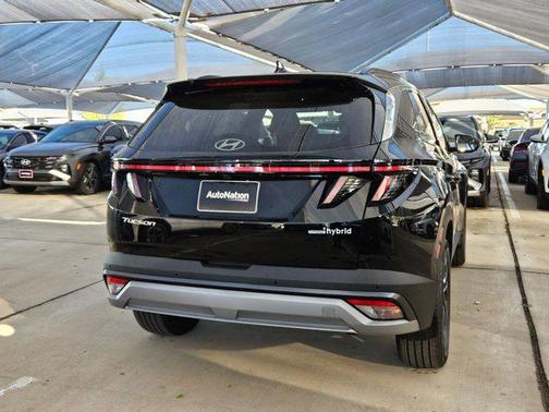 2025 Hyundai TUCSON Hybrid Limited