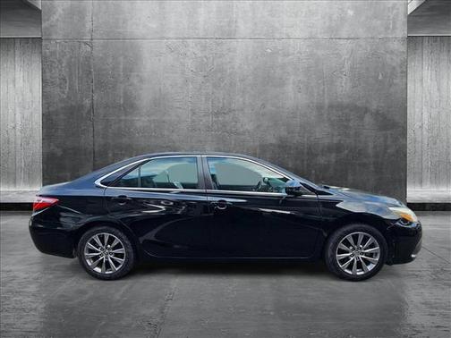 2016 Toyota Camry XLE