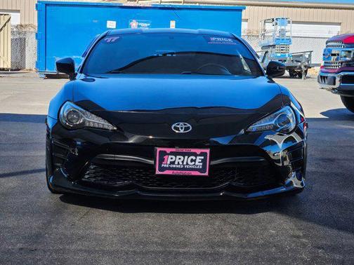 Raven 2017 Toyota 86 Base