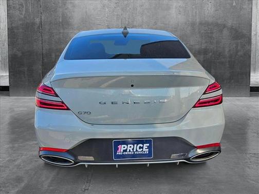 2025 Genesis G70 2.5T RWD