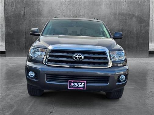 2014 Toyota Sequoia SR5