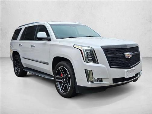 2018 Cadillac Escalade Luxury