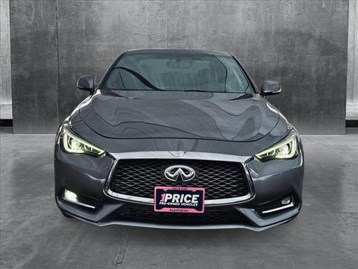 2017 INFINITI Q60 2.0t Premium