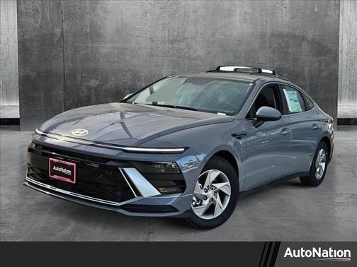2025 Hyundai SONATA SE