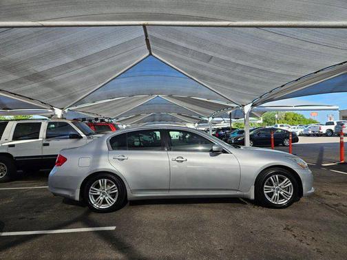 2013 INFINITI G37 Journey