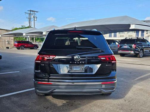 2024 Volkswagen Tiguan 2.0T SE 4MOTION