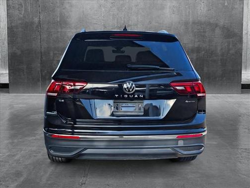 2024 Volkswagen Tiguan 2.0T SE 4MOTION