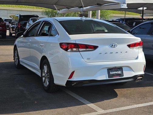 2018 Hyundai SONATA SE