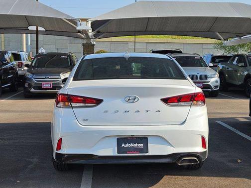 2018 Hyundai SONATA SE