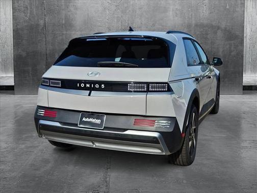 2025 Hyundai IONIQ 5 SEL