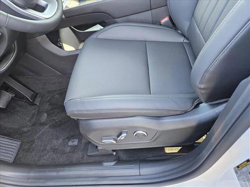 2025 Hyundai SANTA FE SEL 2.4