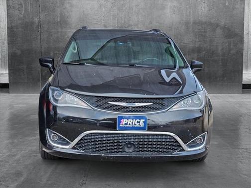 2018 Chrysler Pacifica Touring-L