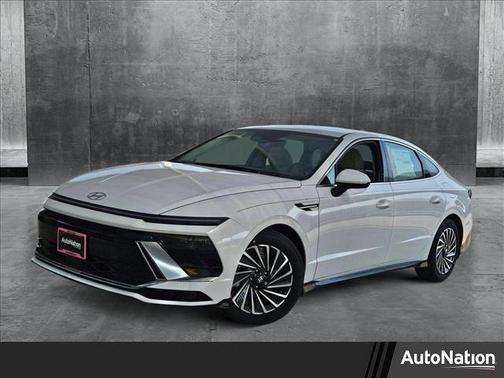 2025 Hyundai SONATA Hybrid SE