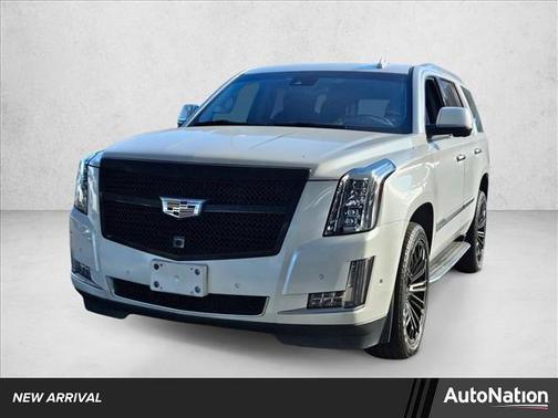 2017 Cadillac Escalade Luxury