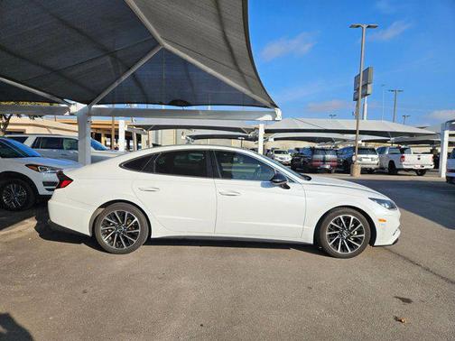 2020 Hyundai SONATA SEL Plus