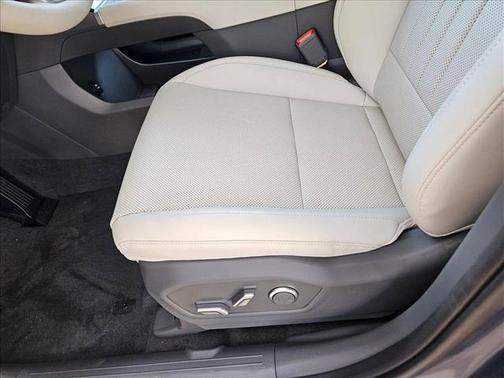 2025 Hyundai SANTA FE SEL 2.4