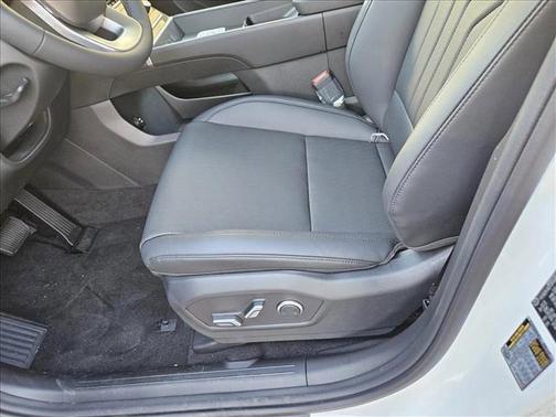 2025 Hyundai SANTA FE SEL 2.4