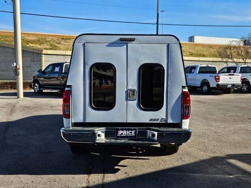 2021 Nissan Frontier SV