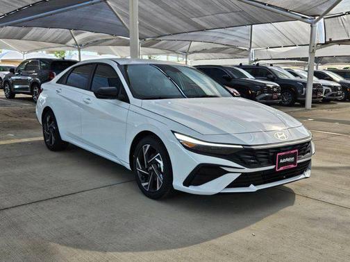 2025 Hyundai ELANTRA Sport