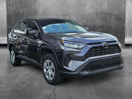 2022 Toyota RAV4 LE