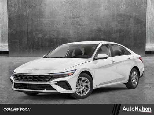 2025 Hyundai ELANTRA SEL
