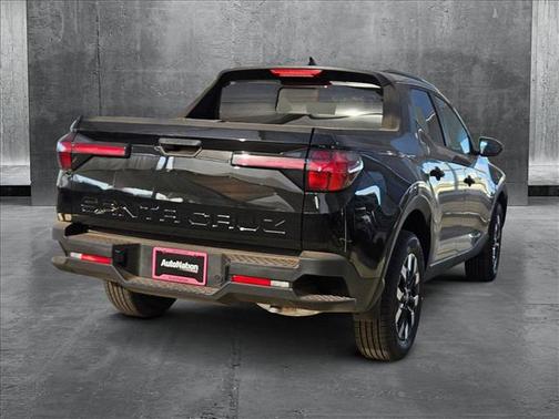 2025 Hyundai SANTA CRUZ SEL Activity