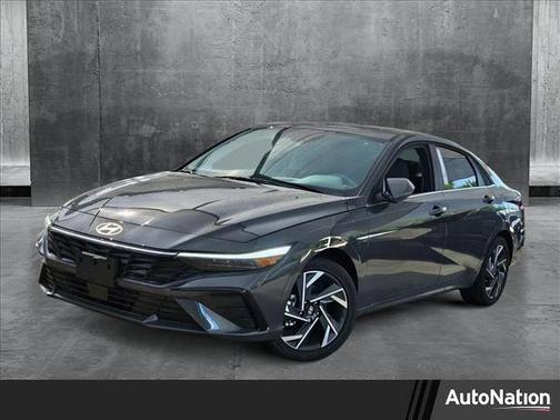 2025 Hyundai ELANTRA SEL